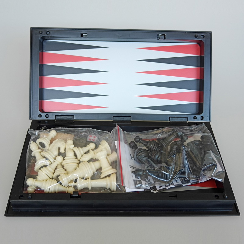Scacchi magnetici pieghevoli 2 - Board Game Harvest recensione e prezzo