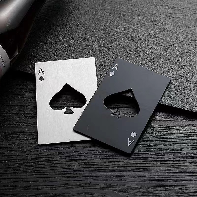 Apribottiglie per birra Poker  - Board Game Hotel recensione e prezzo