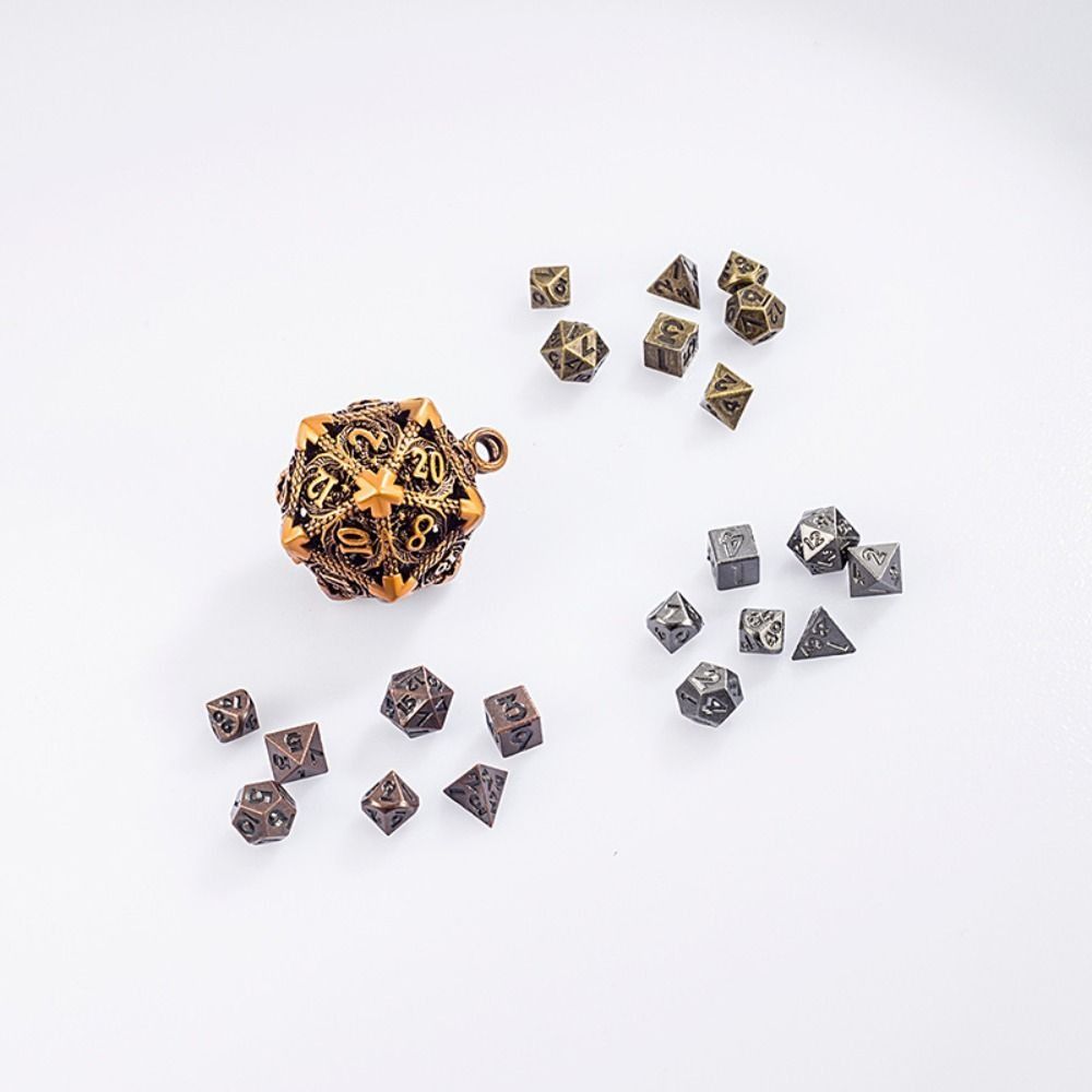 1 Set Collana con Dadi in Meta - Board Game Io recensione e prezzo